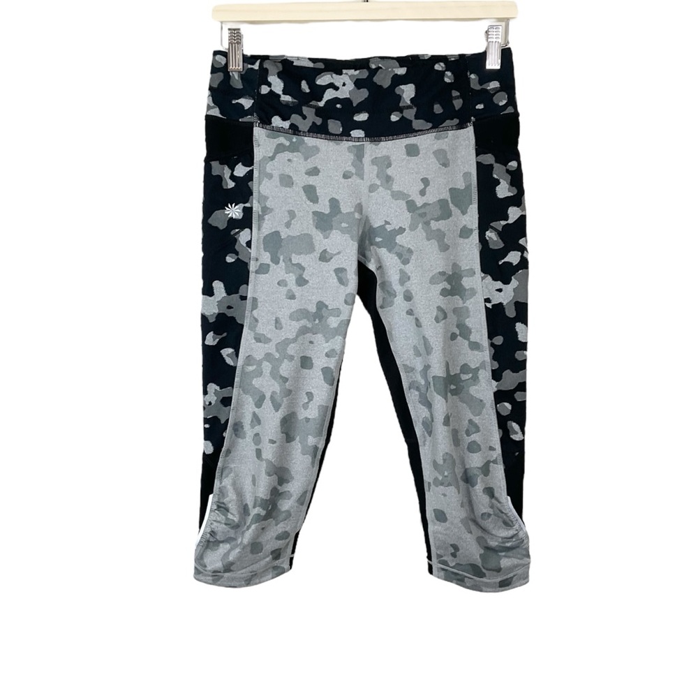 Athleta Be Free Knicker Legging Leopard Print Size Small